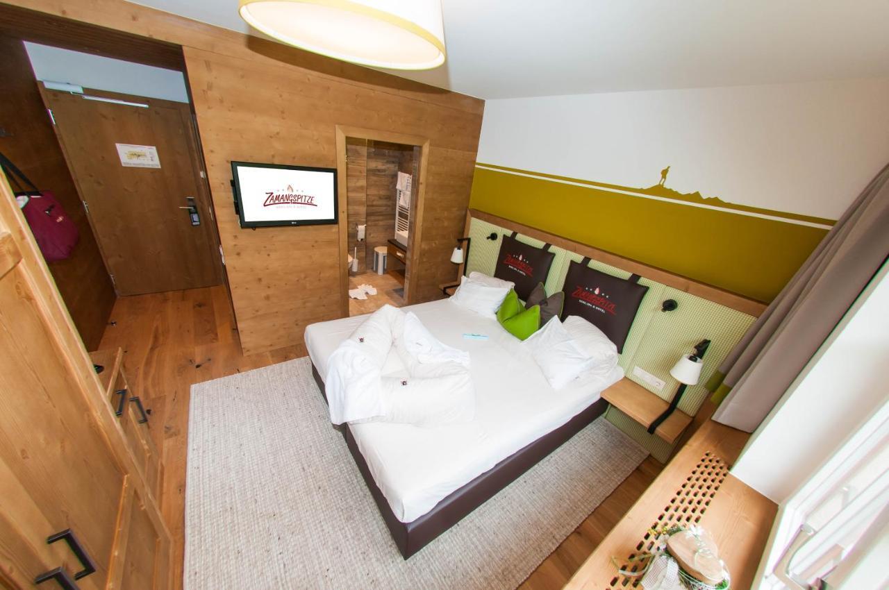 Berg-Spa & Hotel Zamangspitze Sankt Gallenkirch Phòng bức ảnh