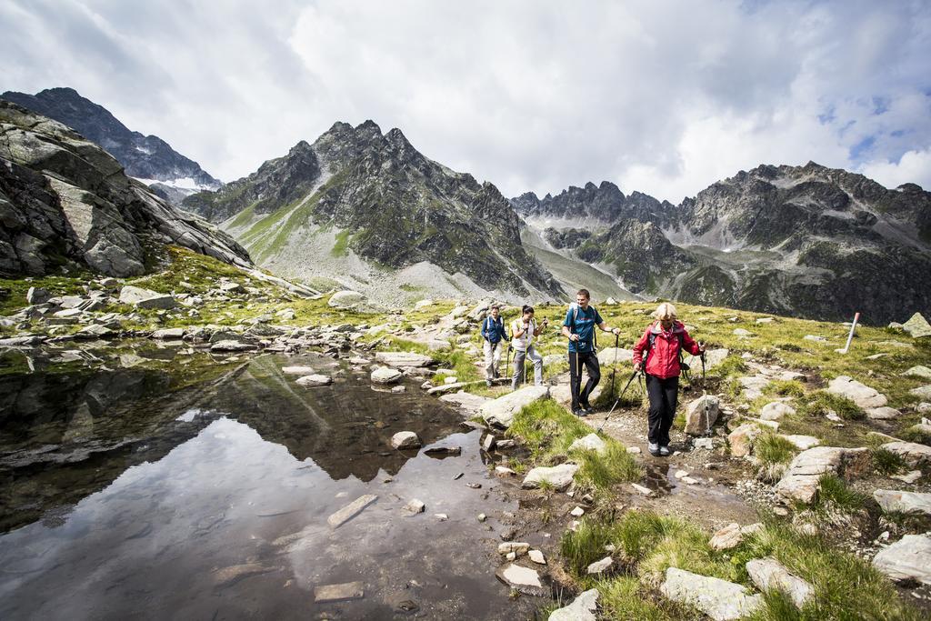 Berg-Spa & Hotel Zamangspitze Sankt Gallenkirch Ngoại thất bức ảnh
