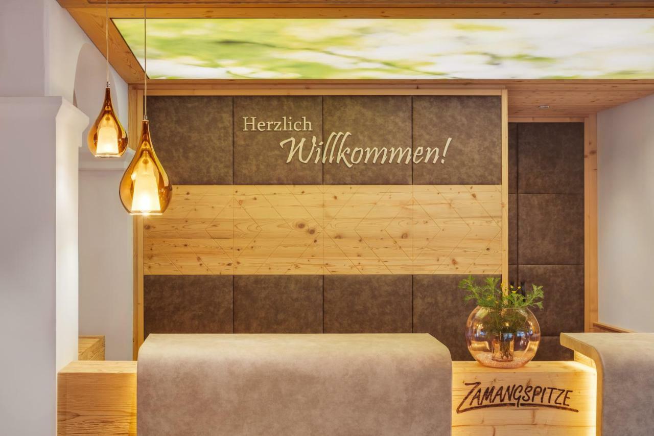 Berg-Spa & Hotel Zamangspitze Sankt Gallenkirch Ngoại thất bức ảnh